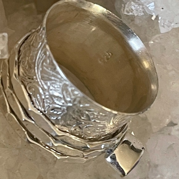 🌟 Amethyst Sterling Silver Spinner Ring - Picture 4 of 10